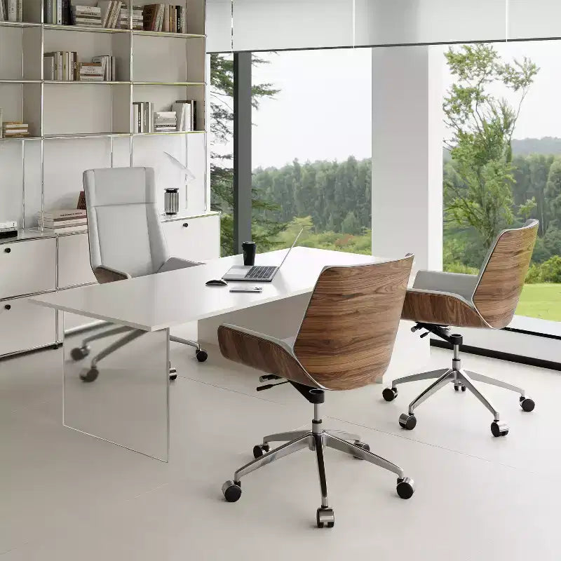 Chaise de bureau pivotante Mid-Century Moderne avec dossier en bois courbé noyer et assise en similicuir Hauteur réglable et base roulante