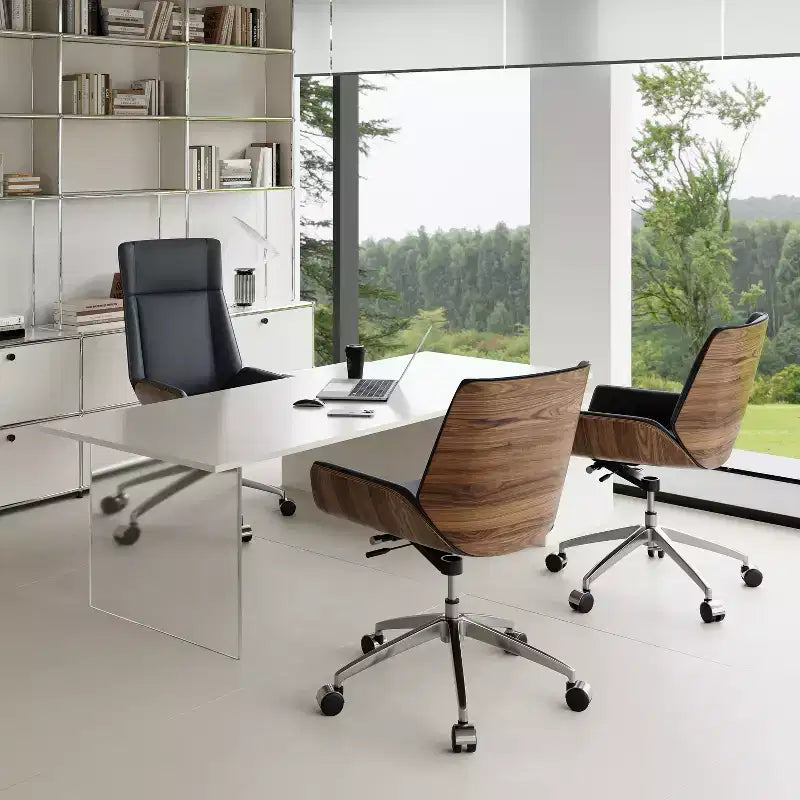 Chaise de bureau pivotante Mid-Century Moderne avec dossier en bois courbé noyer et assise en similicuir Hauteur réglable et base roulante