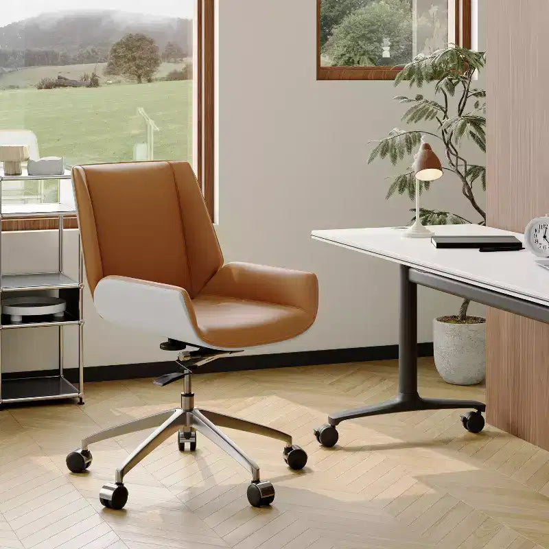 Chaise de bureau pivotante Mid-Century Moderne avec dossier en bois courbé noyer et assise en similicuir Hauteur réglable et base roulante
