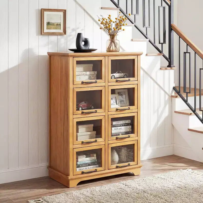Meuble de rangement en bois Bradley Modern Farmhouse avec 8 portes vitrées